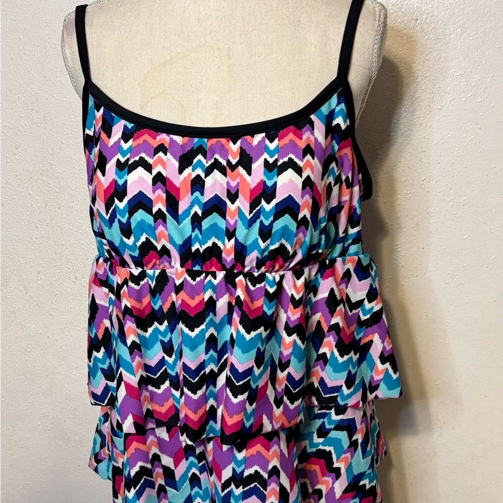 Chevron Patterned Women's Tankini Top
